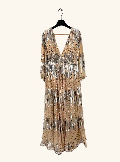 Robe de cérémonie à sequins argentée ( SOLD OUT )